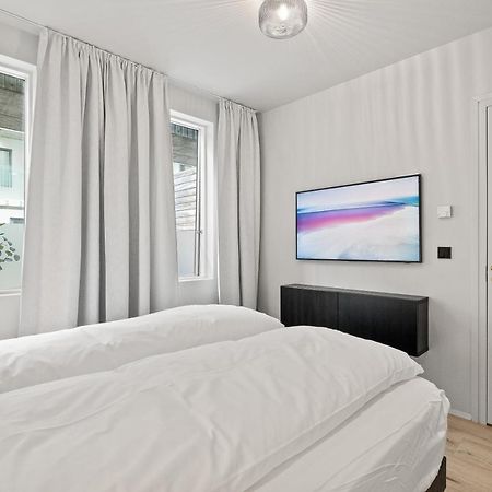 Brand New Downtown Harbor Apartment Рейк'явік Екстер'єр фото